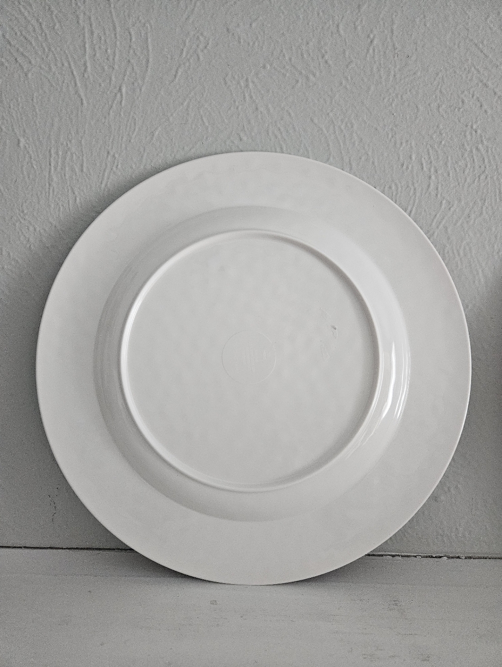 NWOT Threshold Melamine Two Toned Pink Dinner Plates- Set Of 4 - Picture 9 of 9
